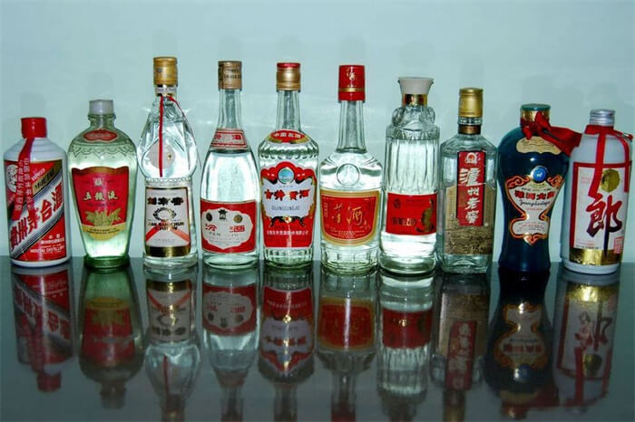 马鞍山回收十瓶老酒